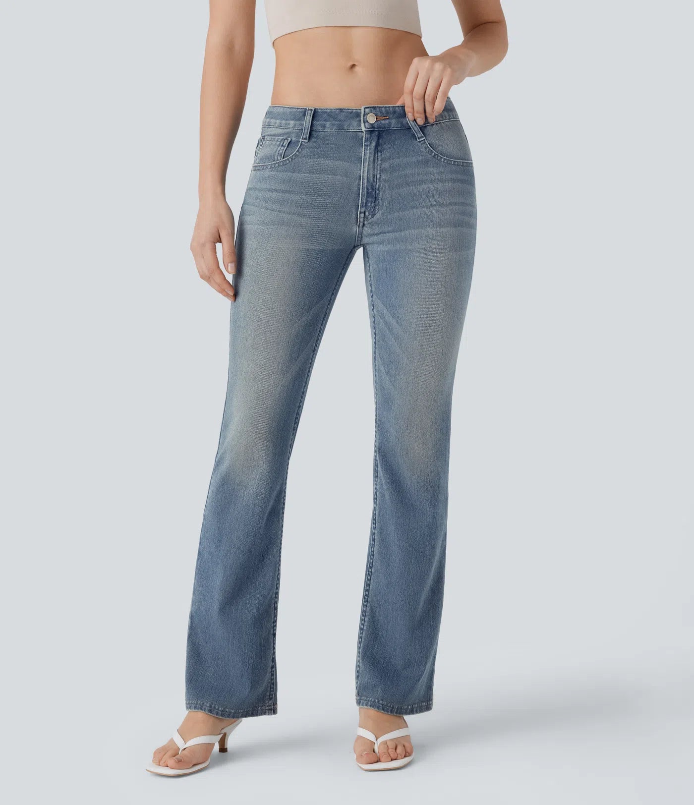 ColaFlex™ Denim Low - Jeans svasati casual e sbiaditi in denim, elasticizzato con vita bassa e tasche multiple.