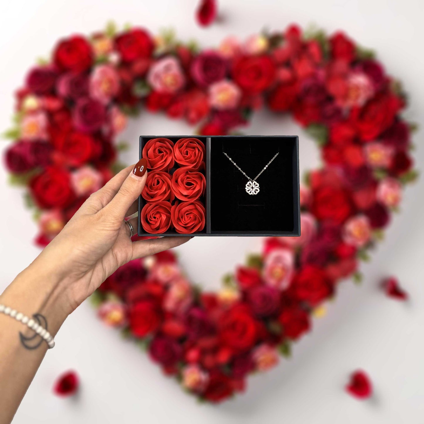 Collana eterna quadrifoglio