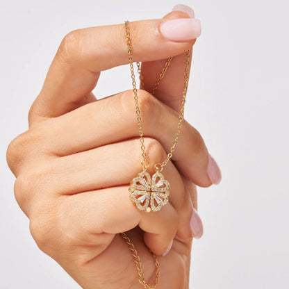 Collana eterna quadrifoglio